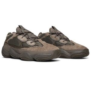 Adidas Yeezy 500 Clay Brown Authentic Sneakers Men’s size 8.5 Good Condition